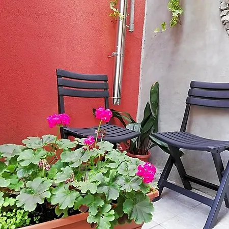 فندق مبيت وإفطار Porta Romana 3*