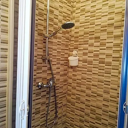 فندق مبيت وإفطار Porta Romana 3*